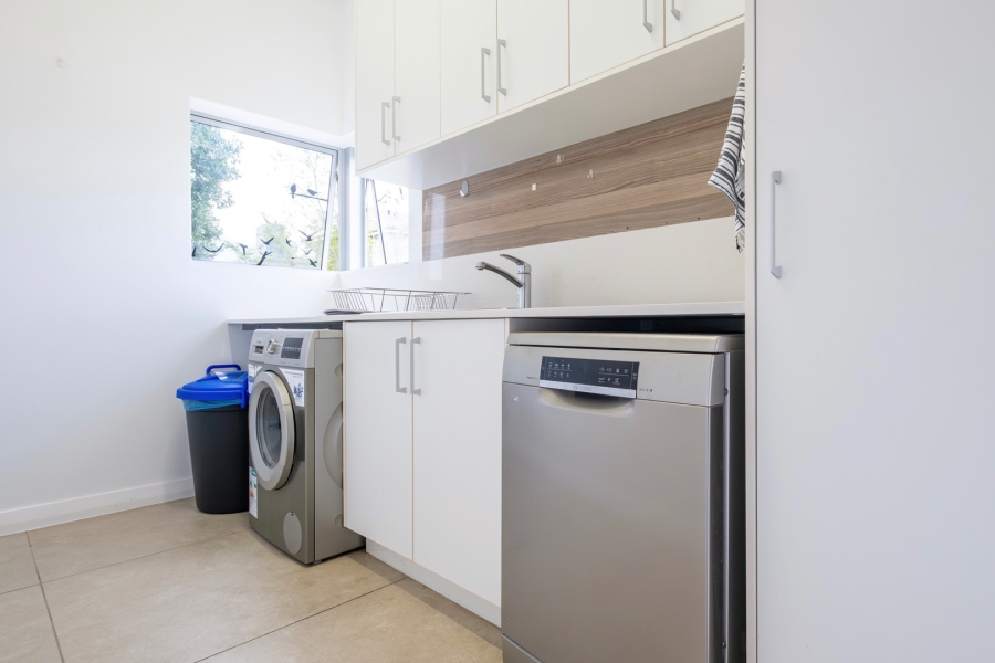 3 Bedroom Property for Sale in Earls Court Lifestyle Estate Western Cape